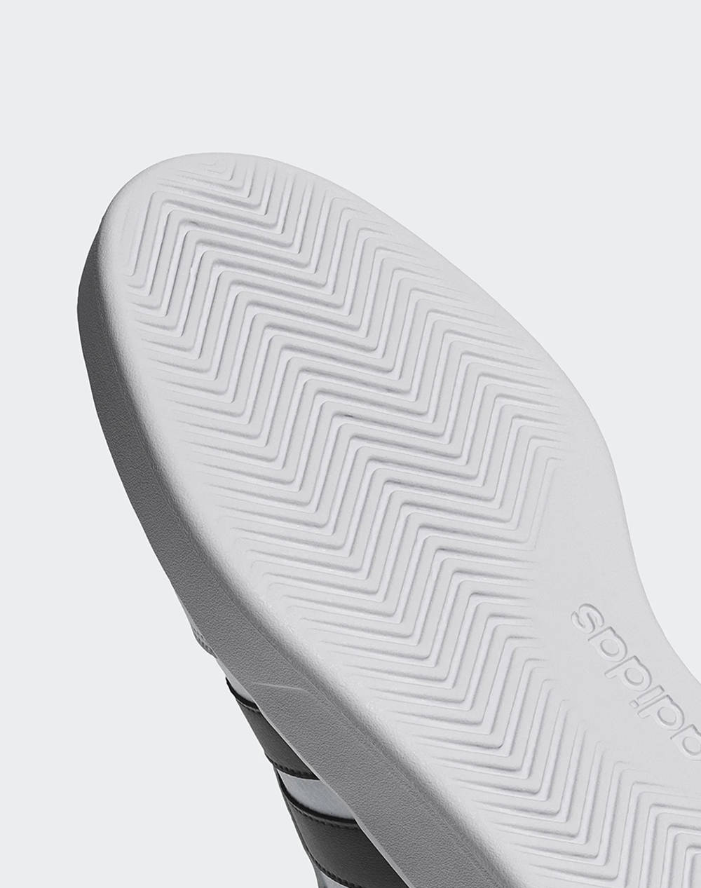 ADIDAS BREAKNET 3.0