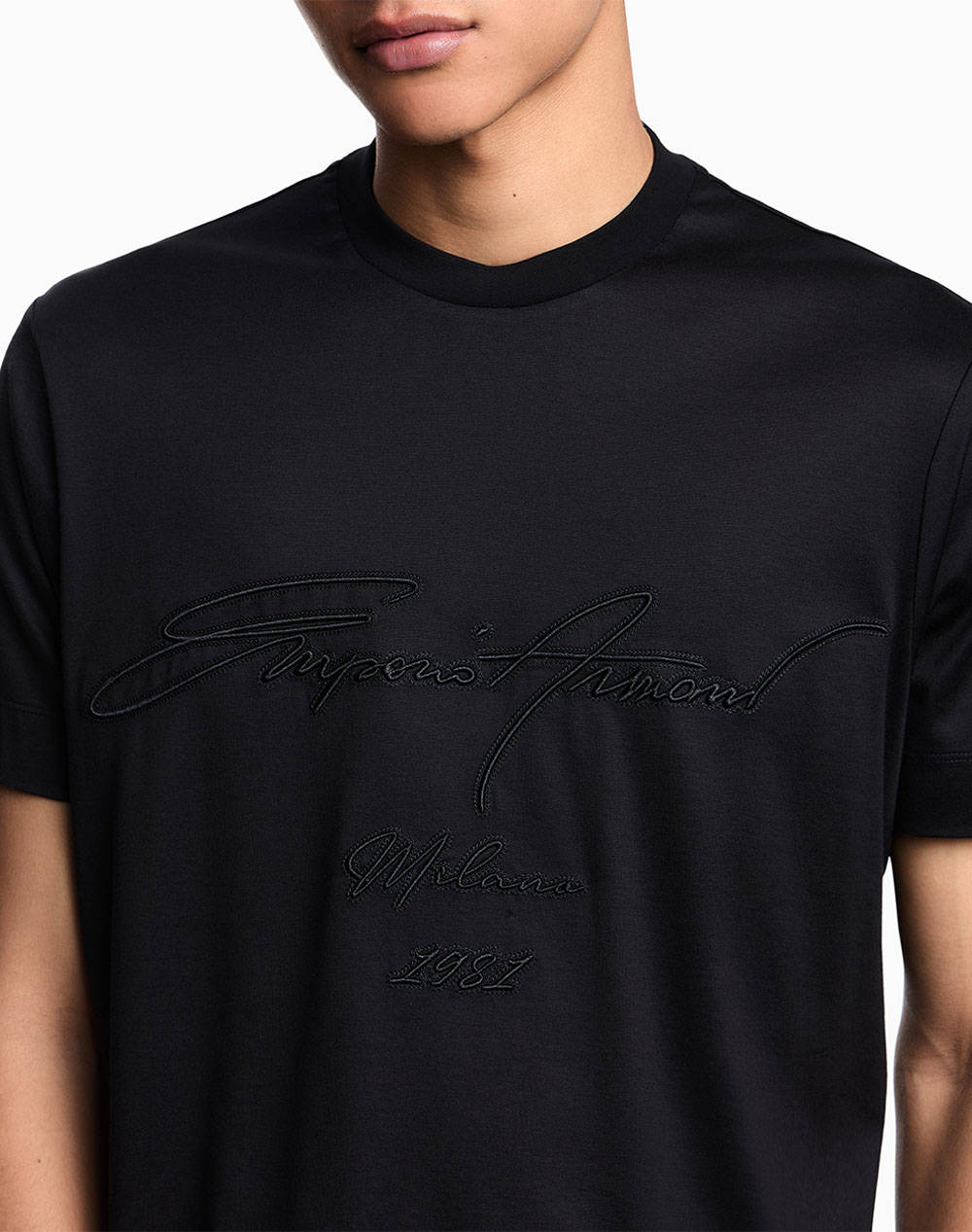 EMPORIO ARMANI T-SHIRT