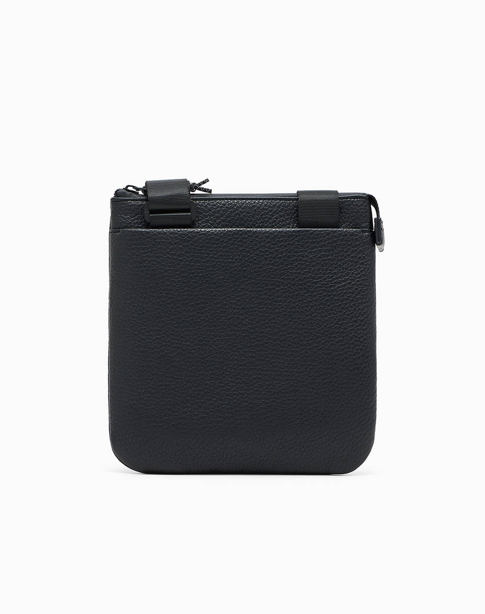 ARMANI EXCHANGE MESSENGER BAG (Размери: 37 x 5.5 x 14.5 см.)