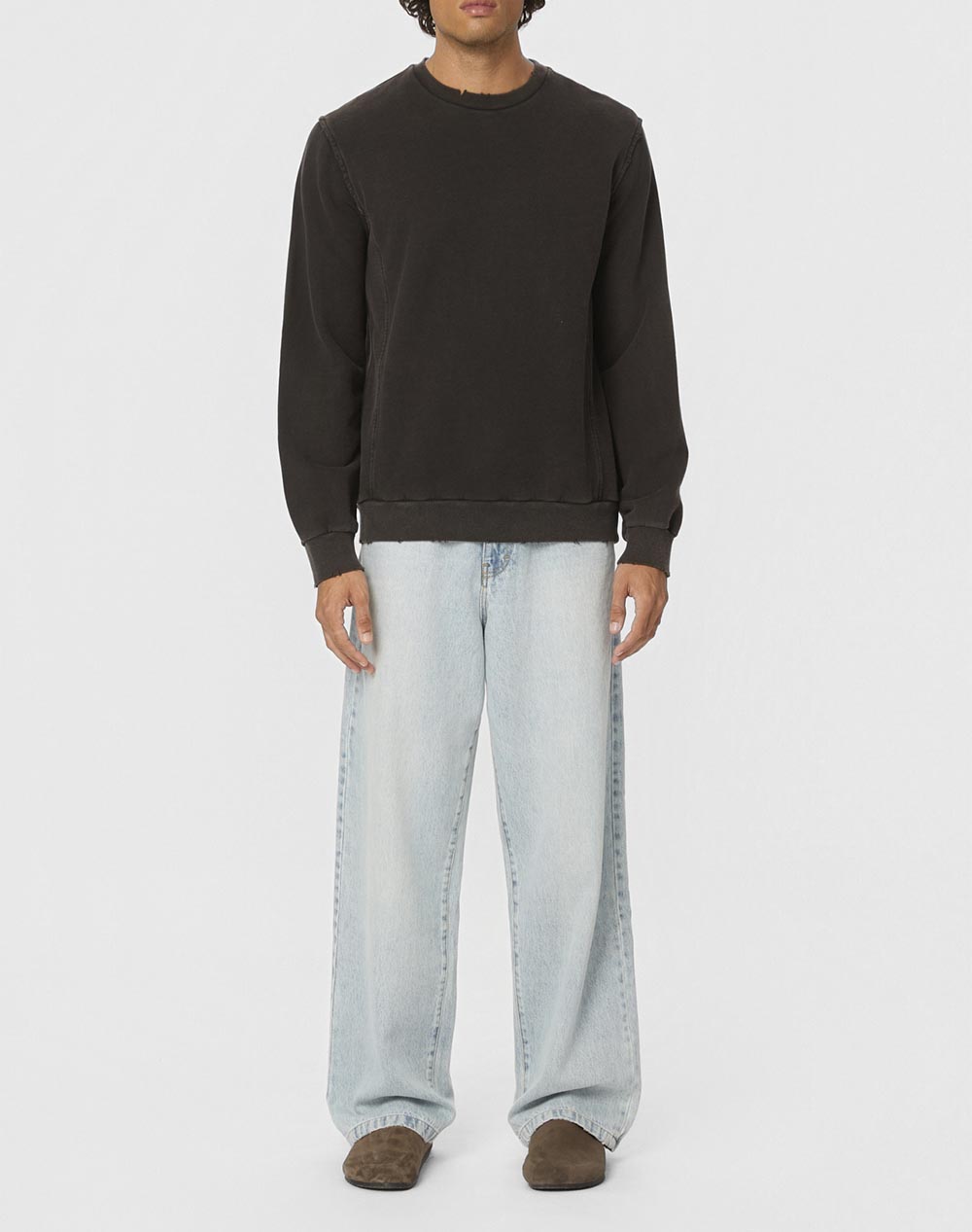 DIRTY LAUNDRY REGULAR CREWNECK WITH DESTROYS