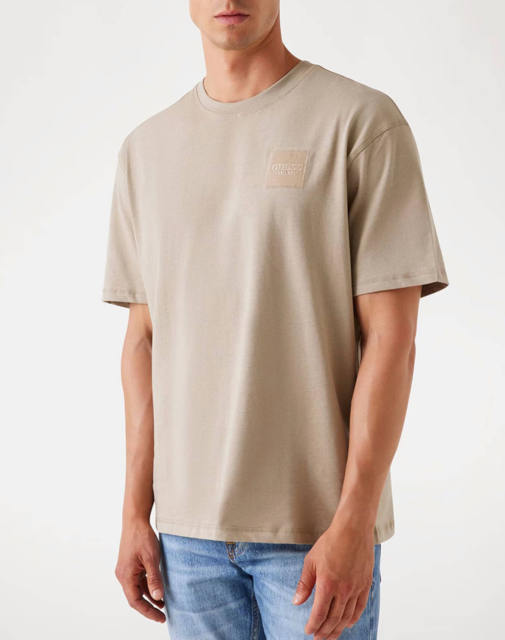 GUESS SS CN PATCH AT CHEST TEE МЪЖКА ТЕНИСКА
