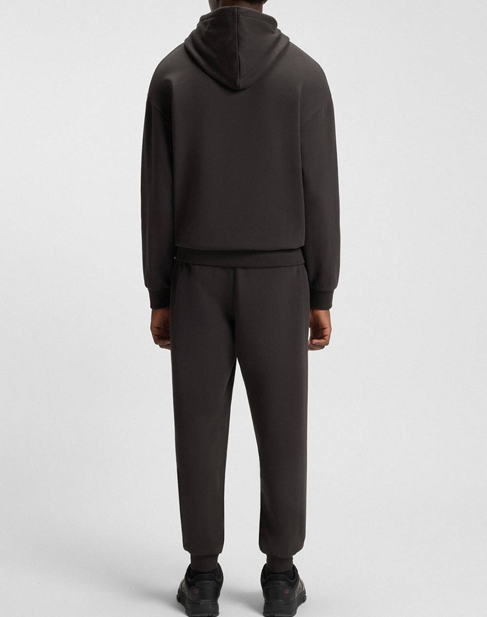 HUGO Doverlohood_RB 10273008 01