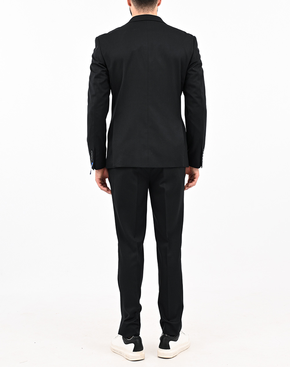 LEONARDO КОСТЮМ