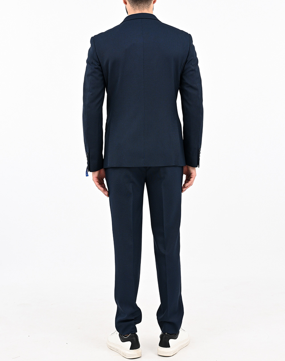 LEONARDO КОСТЮМ