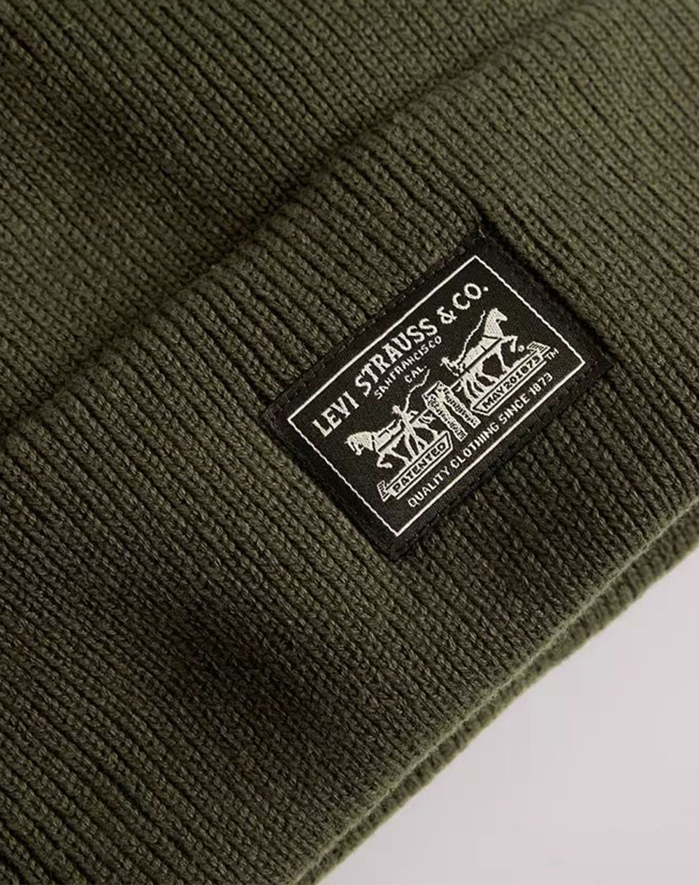 LEVIS BACKPATCH BEANIE
