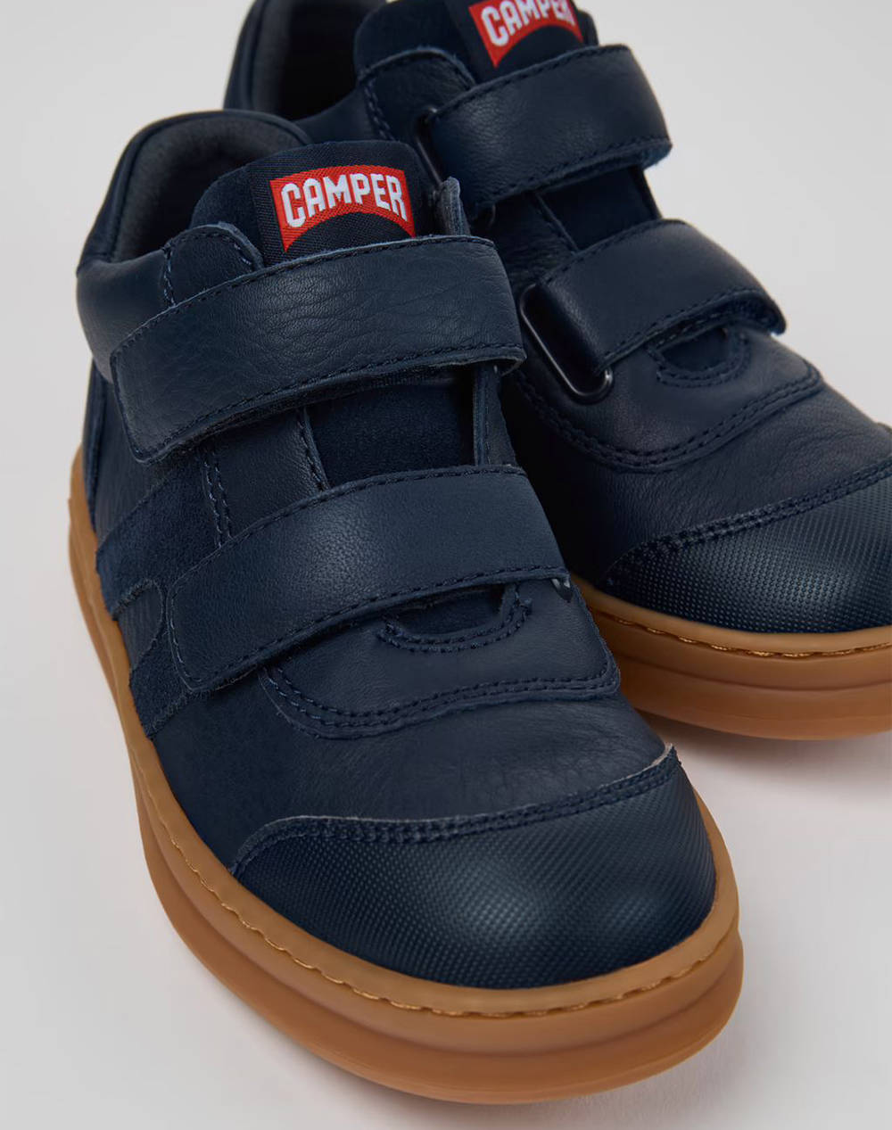 CAMPER Gom Harbor,Sella Harbor/Runner Abeja