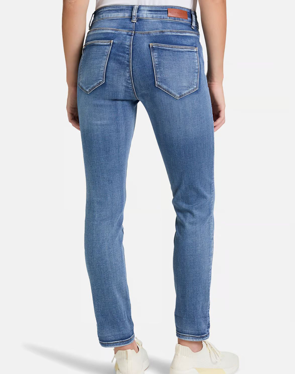 BETTY BARCLAY JEANS
