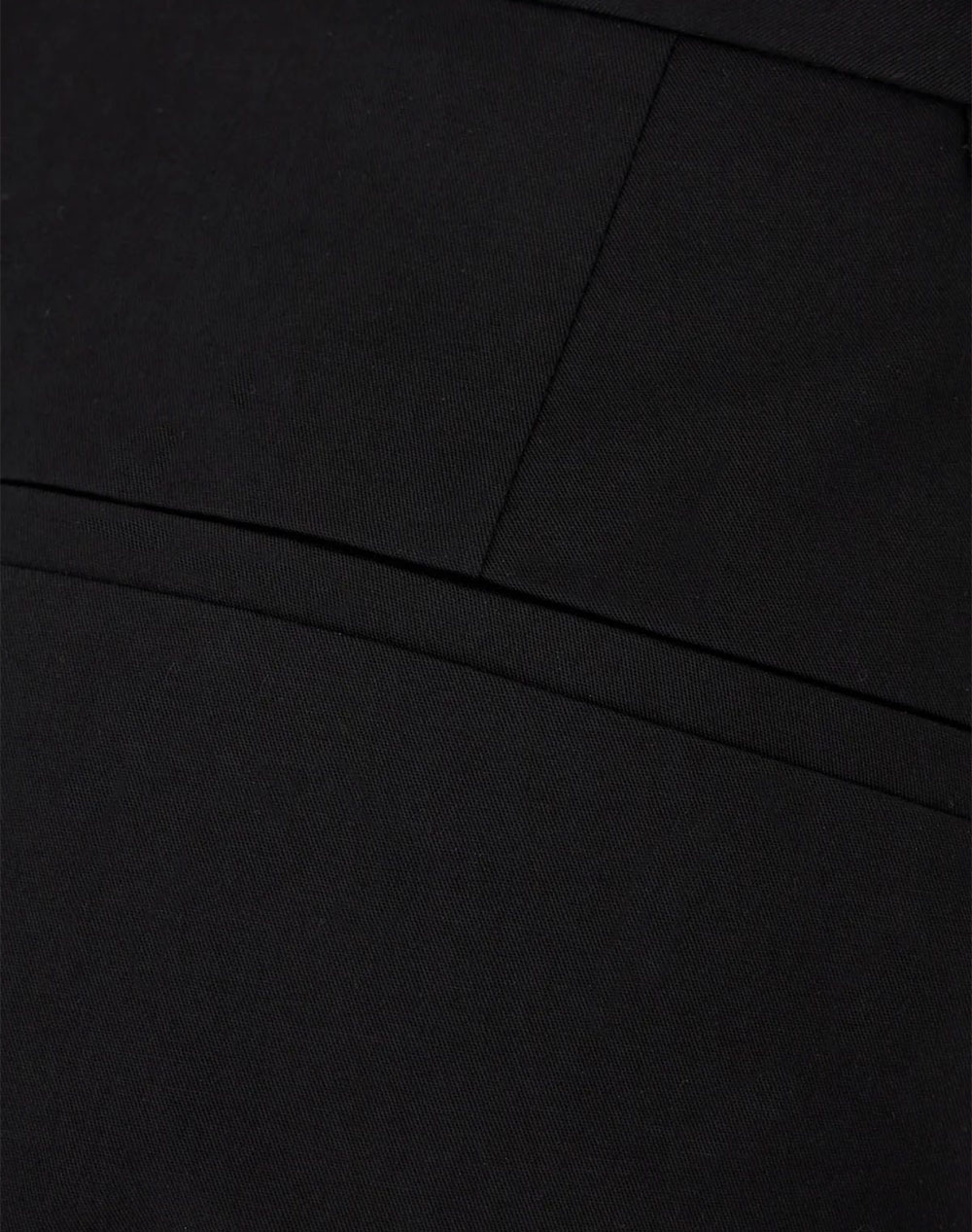 BOSS Tapria-Crop2 10245944 01