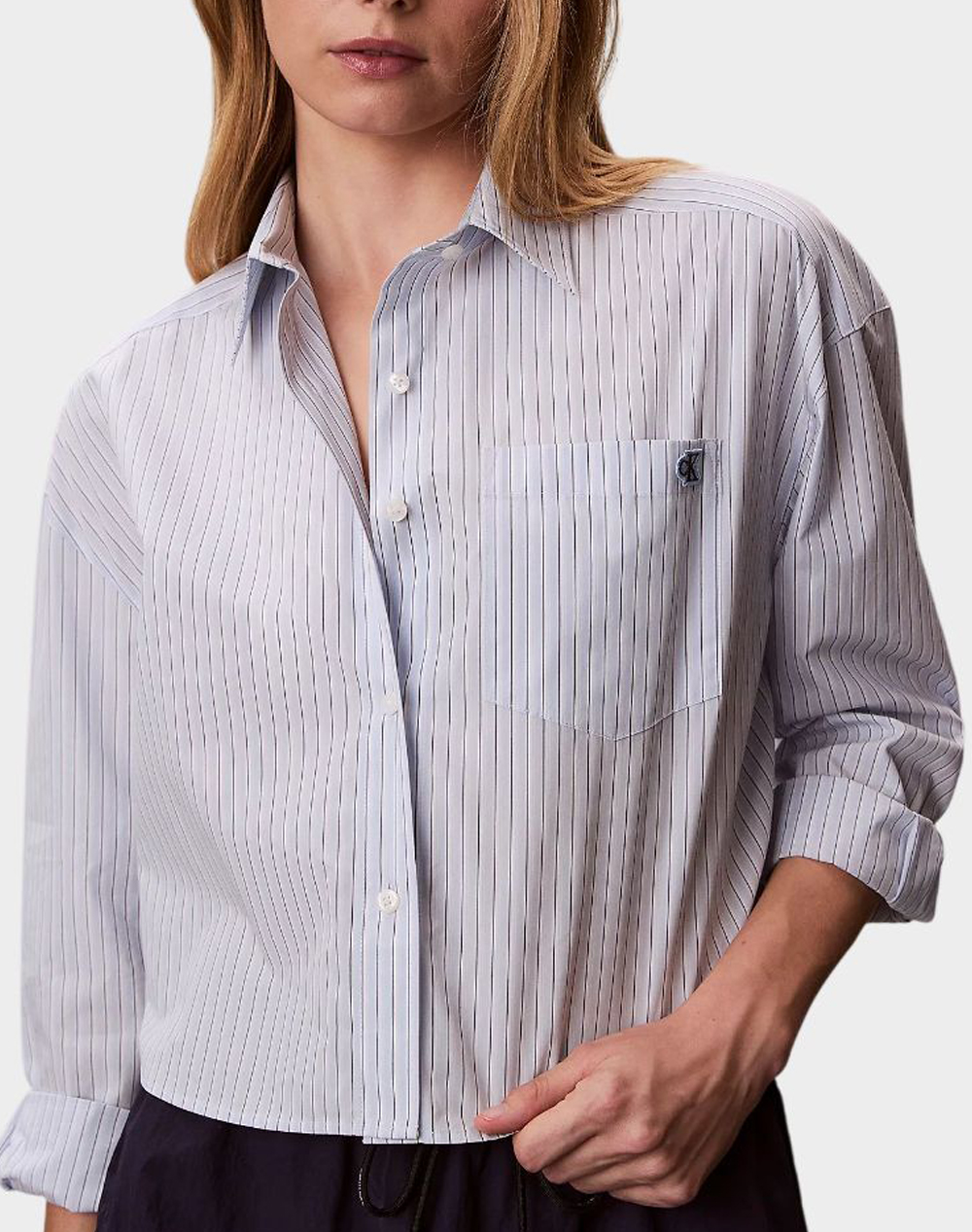 Calvin klein jeans yarndye cotton poplin cropped sh female ризи пъстро