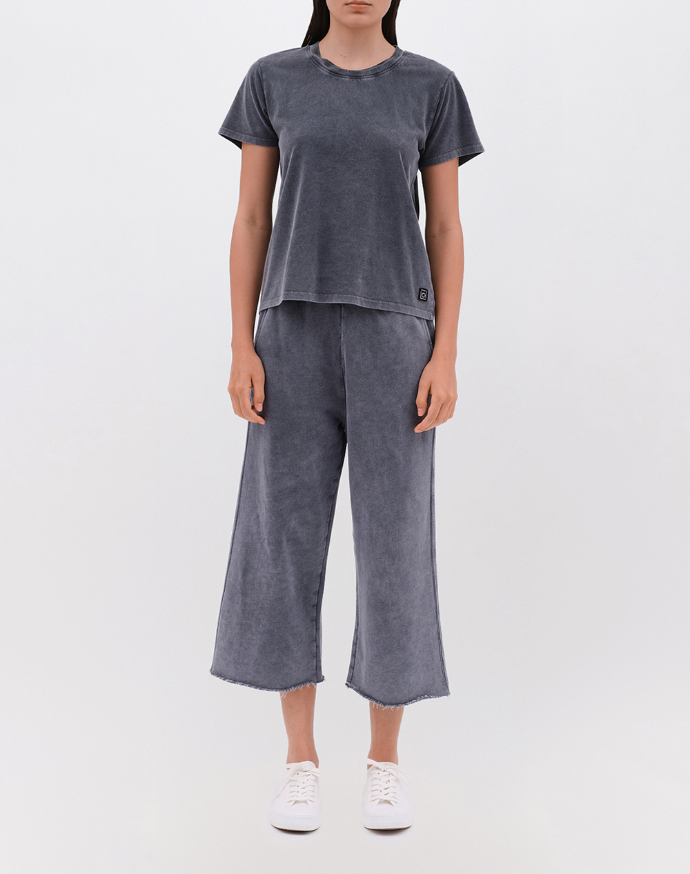 DIRTY LAUNDRY CROPPED SWEATPANTS