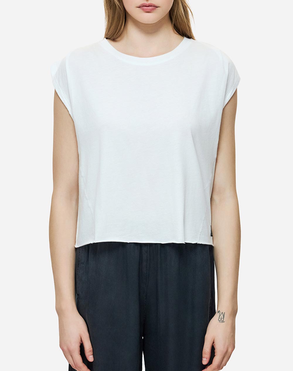 DIRTY LAUNDRY BOXY T-SHIRT WITH SLEEVE DETAIL