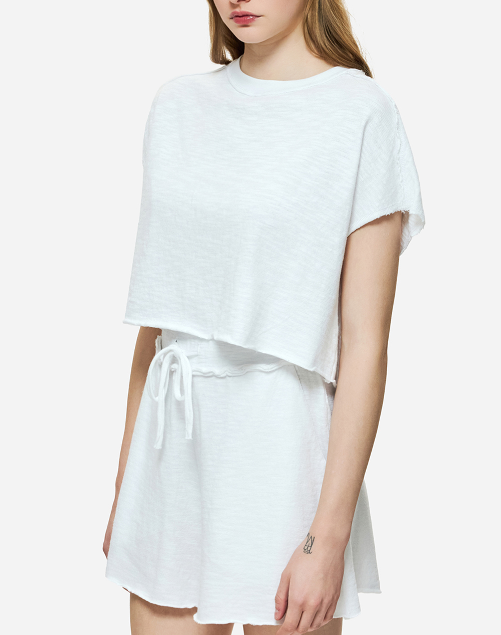 DIRTY LAUNDRY RELAXED RAW CUT T-SHIRT