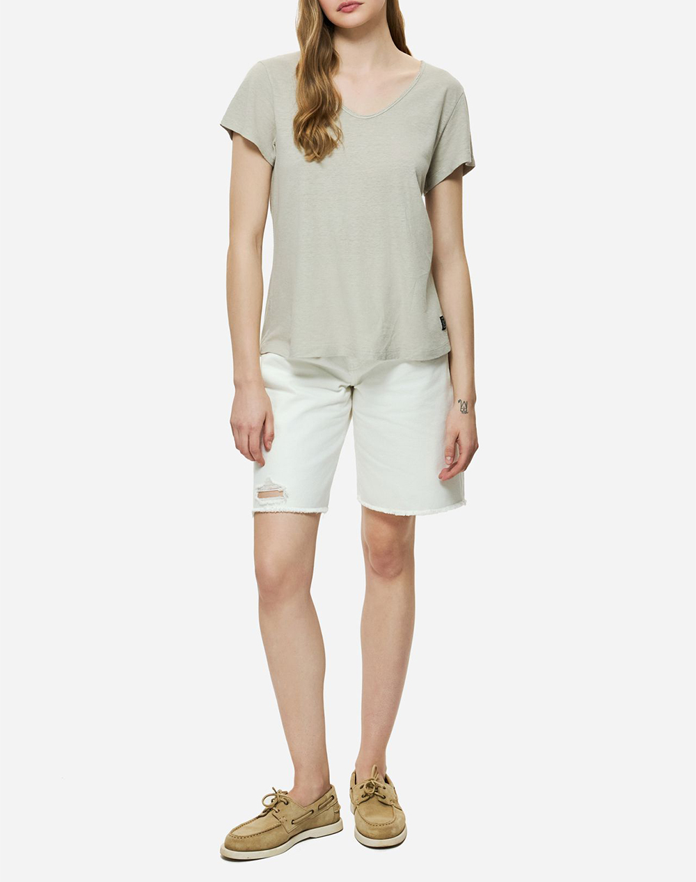 DIRTY LAUNDRY V-NECK LINEN BLEND T-SHIRT