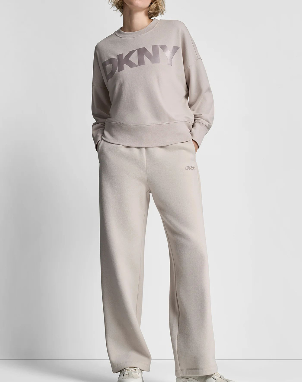 DKNY DP6T1561 LOGO СУИТШЪРТ DKNY
