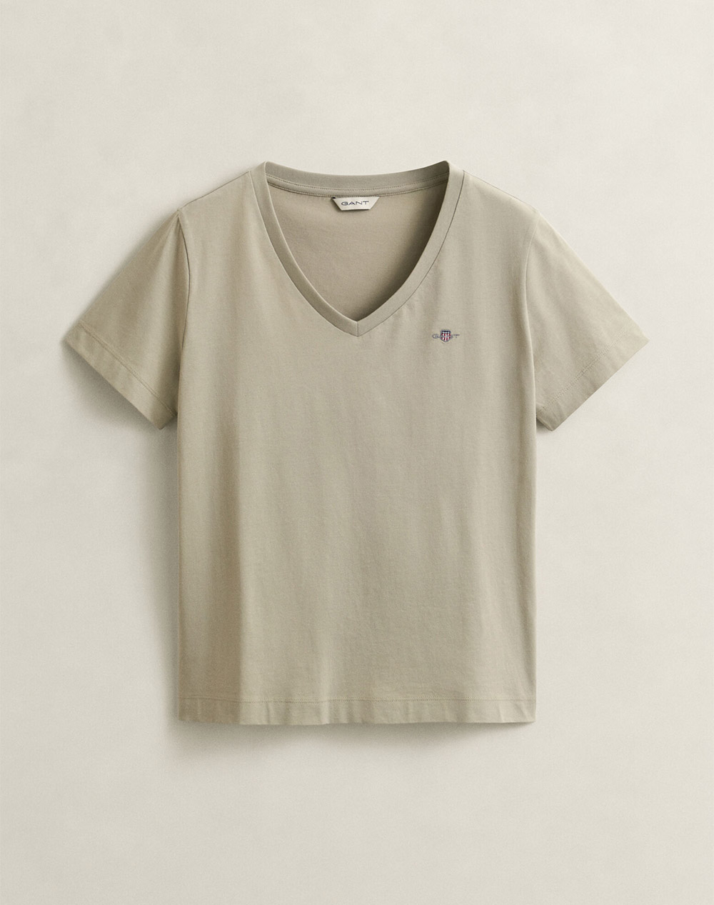 GANT БЛУЗА KMREG SHIELD SS V-NECK T-SHIRT.