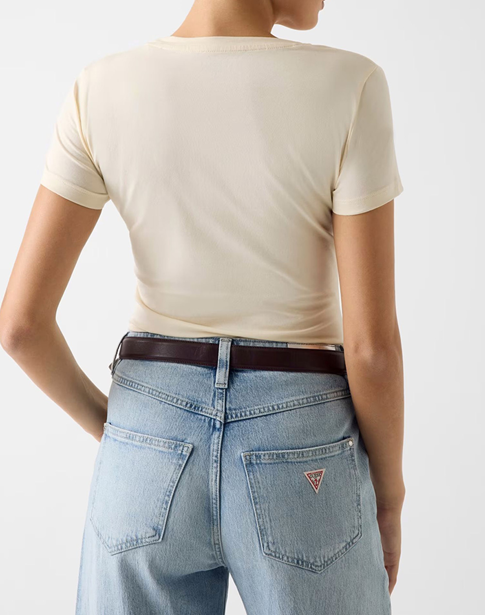 GUESS SS CN LEO TRIANGLE TEE ДАМСКА БЛУЗА