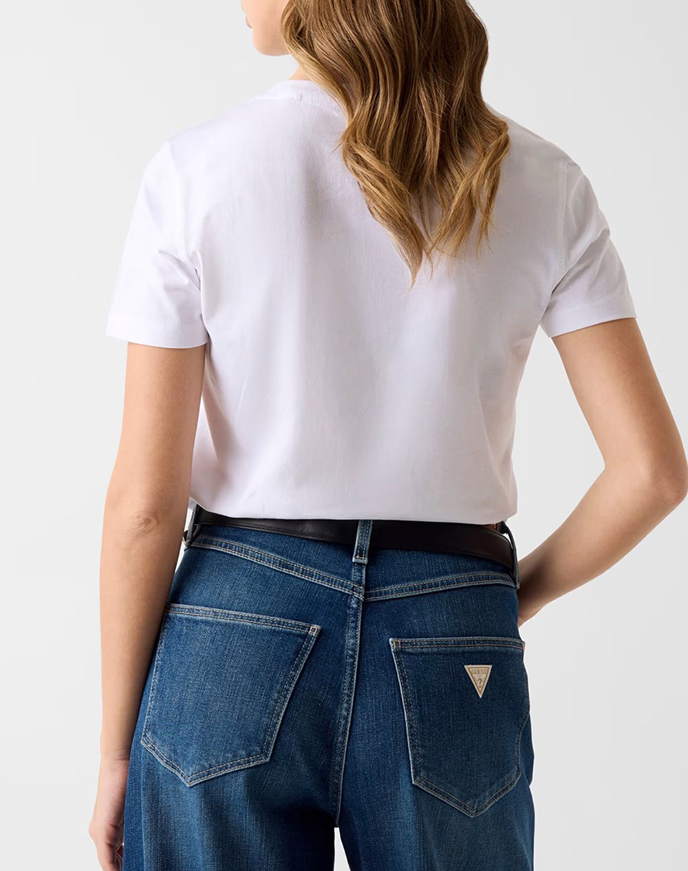 GUESS SS CN MINI STRASS TRIANGLE TEE ДАМСКА БЛУЗА