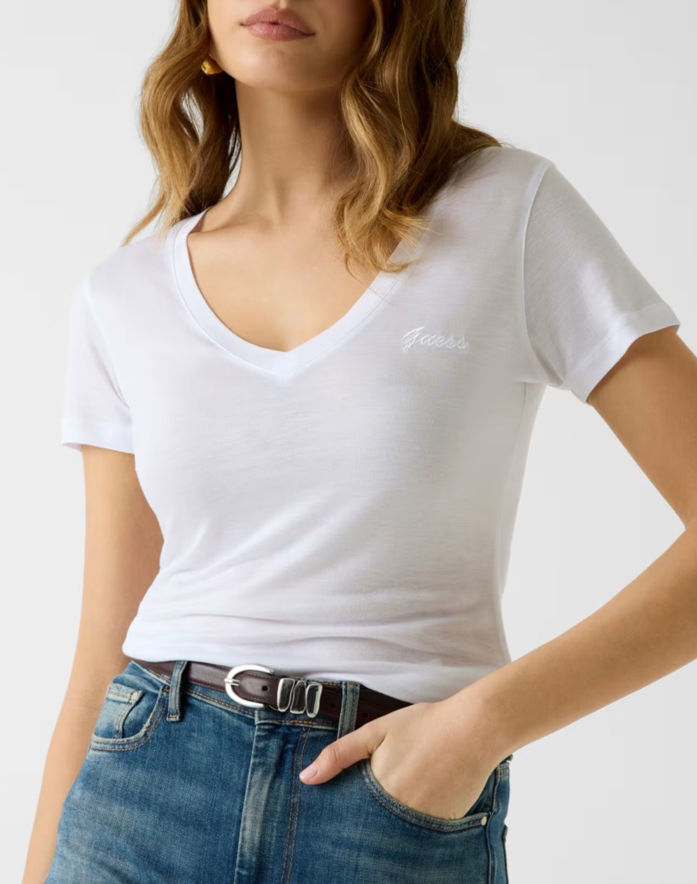 GUESS VN SS LIGHT BASIC TEE KNITTED WOMENS CLOTHING