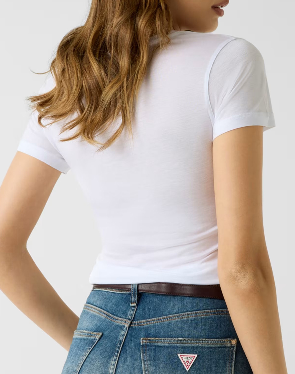 GUESS VN SS LIGHT BASIC TEE KNITTED WOMENS CLOTHING