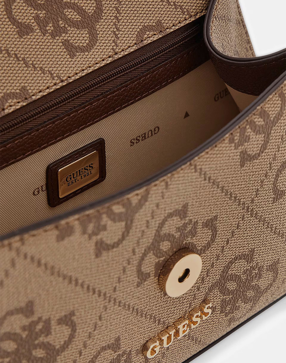 GUESS KARNILLA LOGO FLAP SHLDR BAG ДАМСКА ЧАНТА