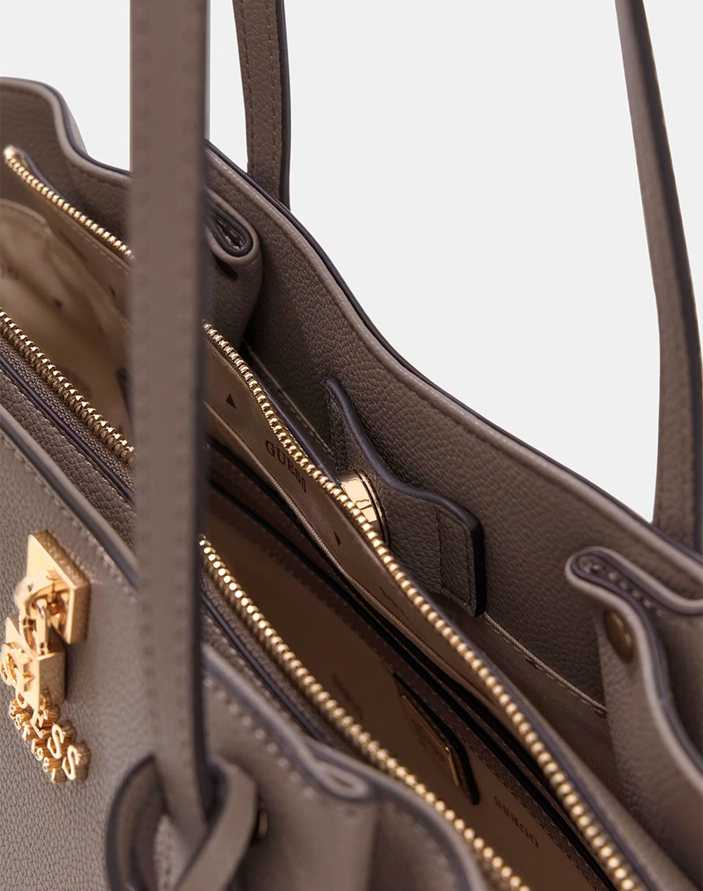 GUESS YESBA GRLFRND SHOULDER SATCHEL ДАМСКА ЧАНТА