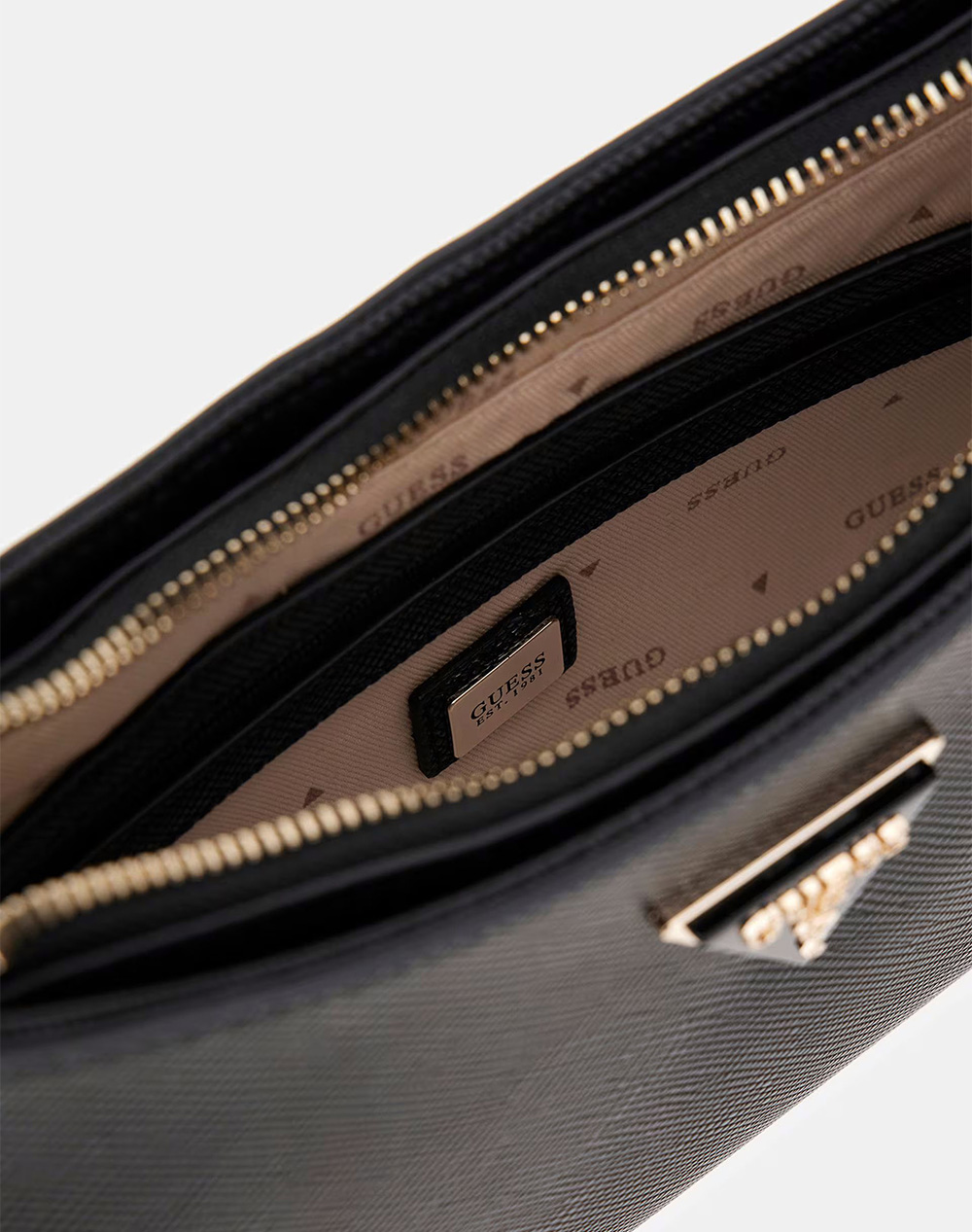 GUESS NOELLE II TOP ZIP SHOULDER BAG ДАМСКА ЧАНТА