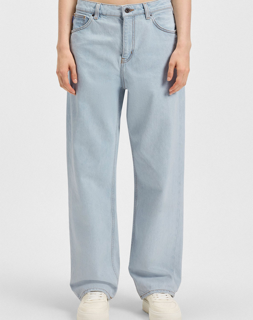 HUGO Leni_B 10266024 03