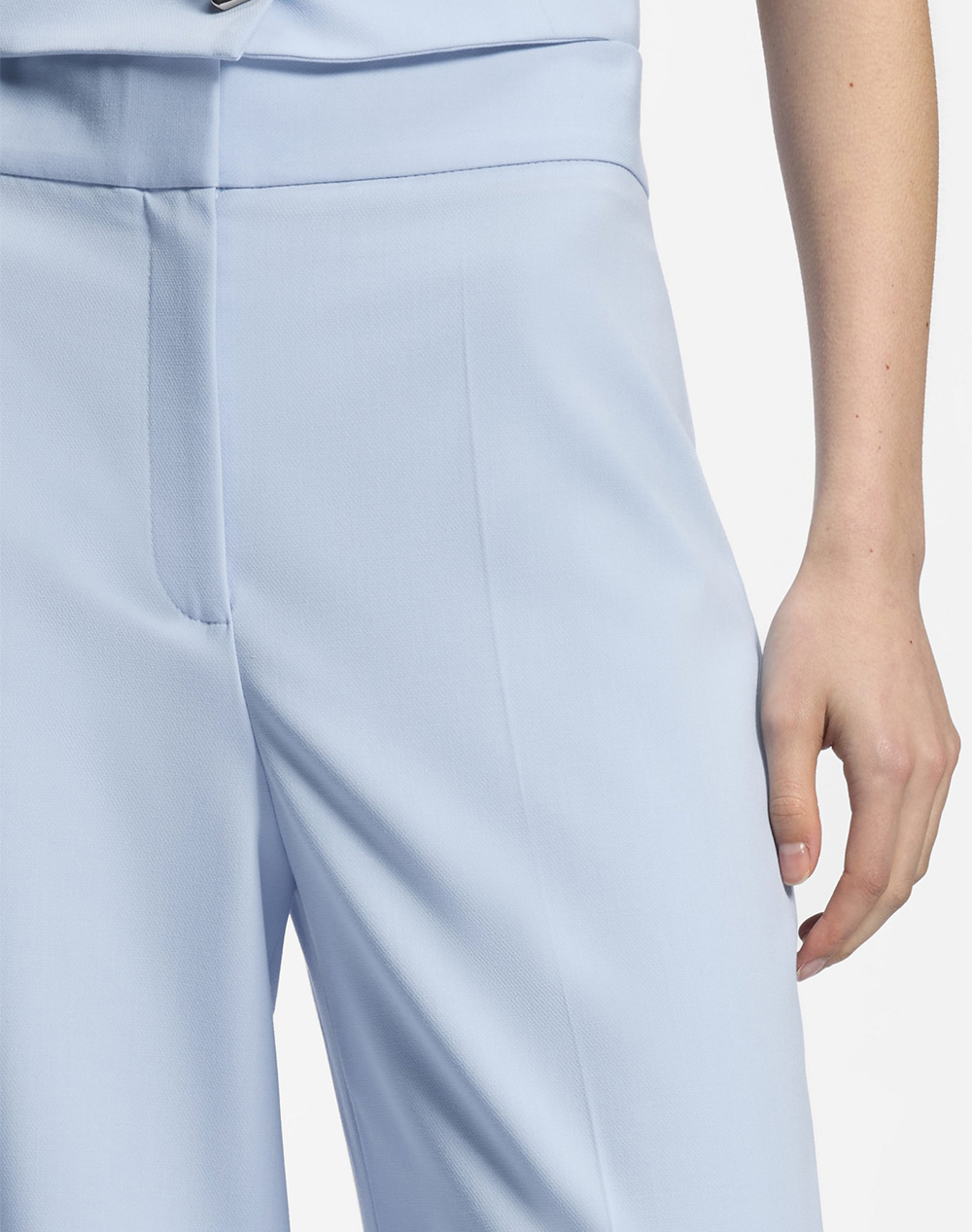 HUGO Huzili 10278070 01