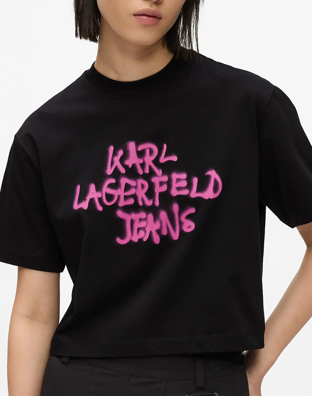 KARL LAGERFELD JEANS KLJ REG CROPPED GRAFFITI TEE