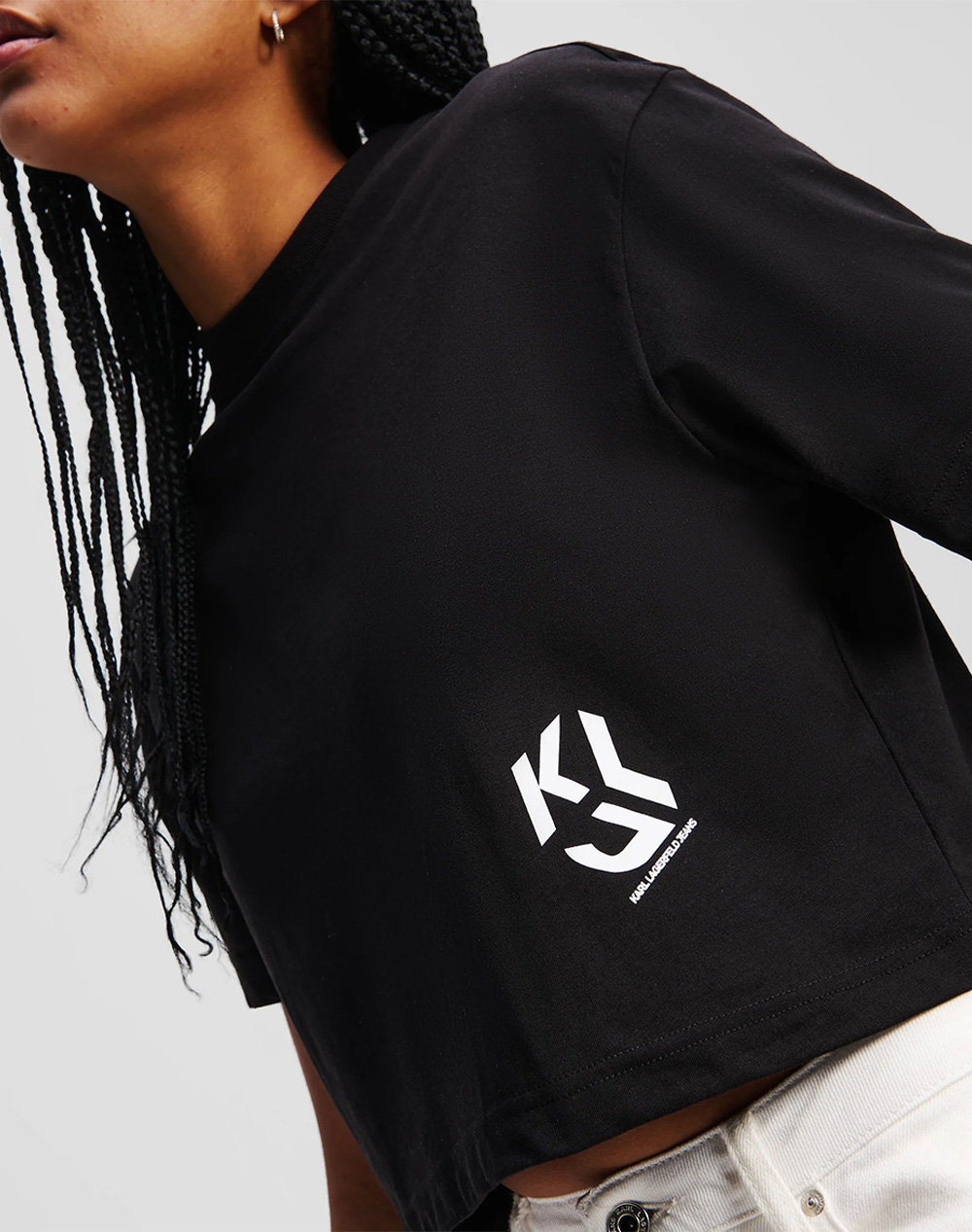 KARL LAGERFELD JEANS KLJ REG CROPPED MONOGRAM TEE