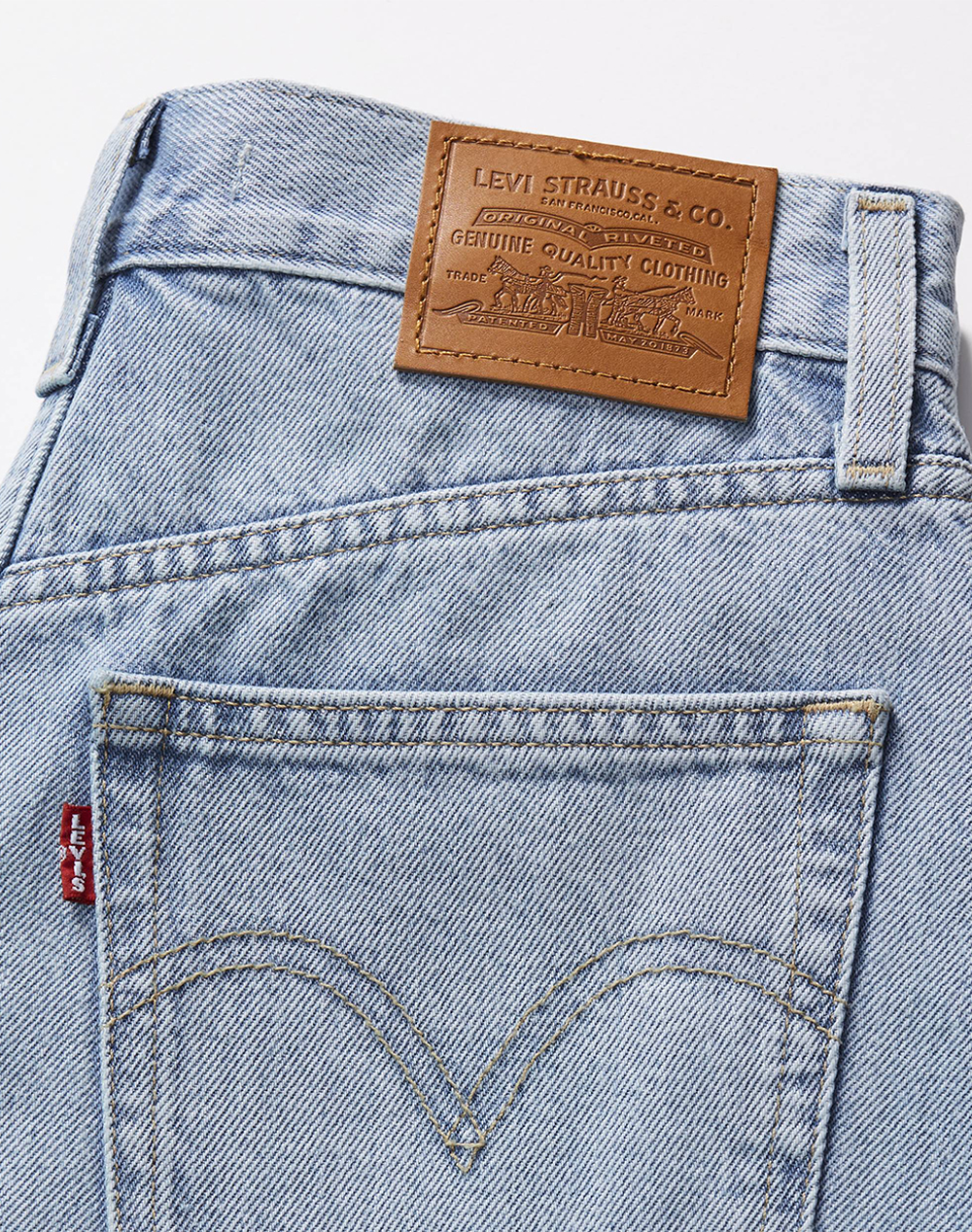 LEVIS HIGH BAGGY SHORT