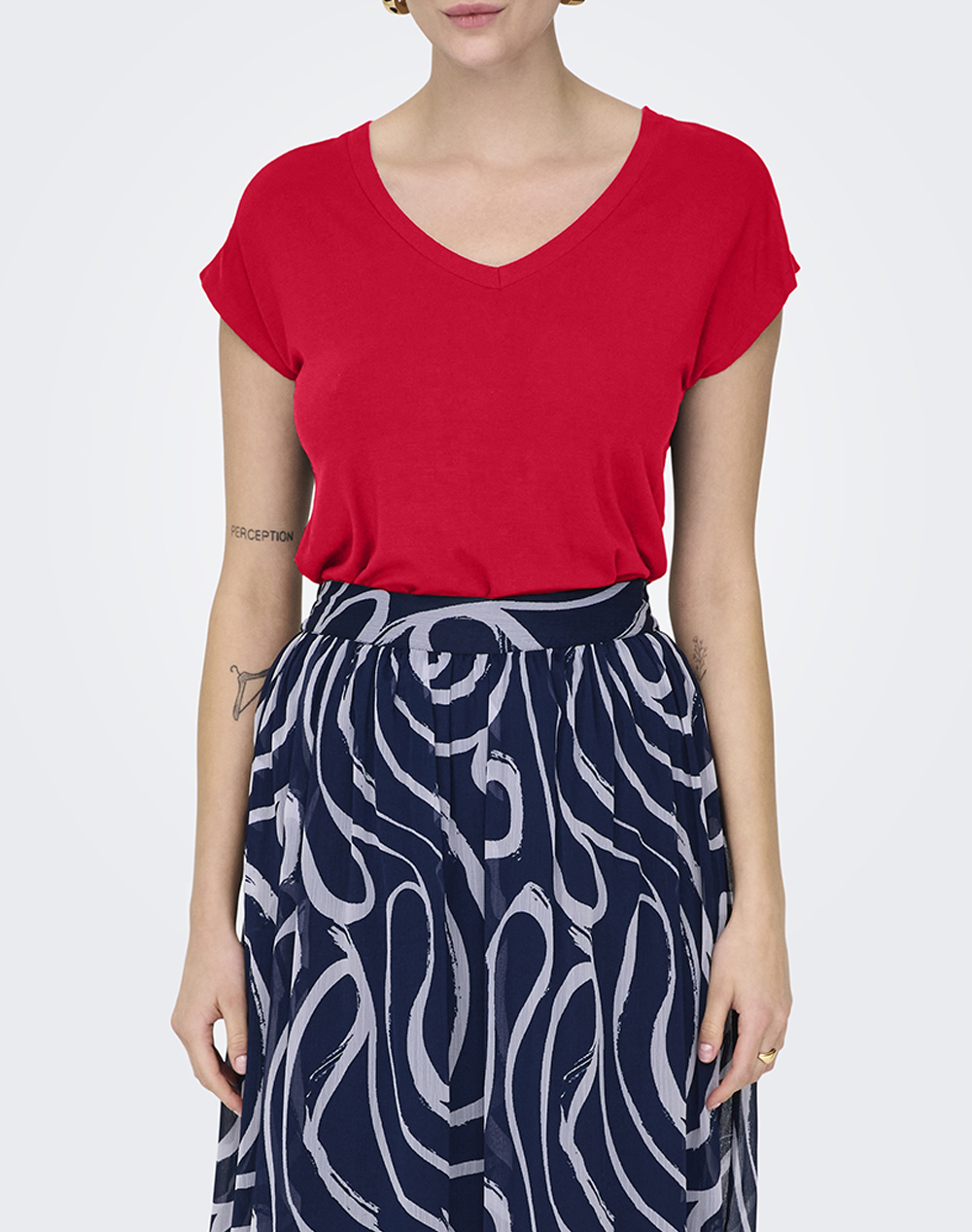 ONLY ONLRILLA S/S V-NECK TOP JRS