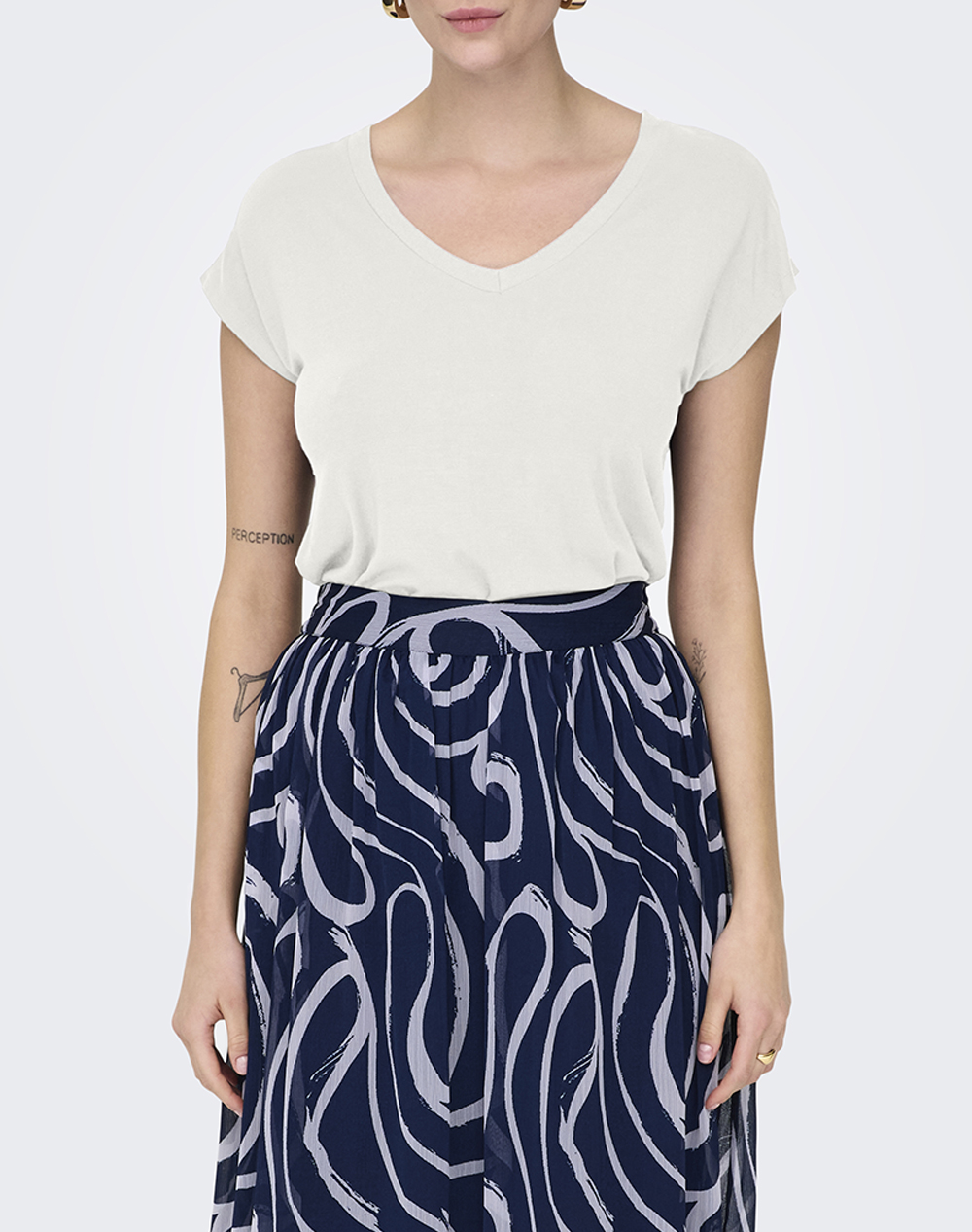 ONLY ONLRILLA S/S V-NECK TOP JRS