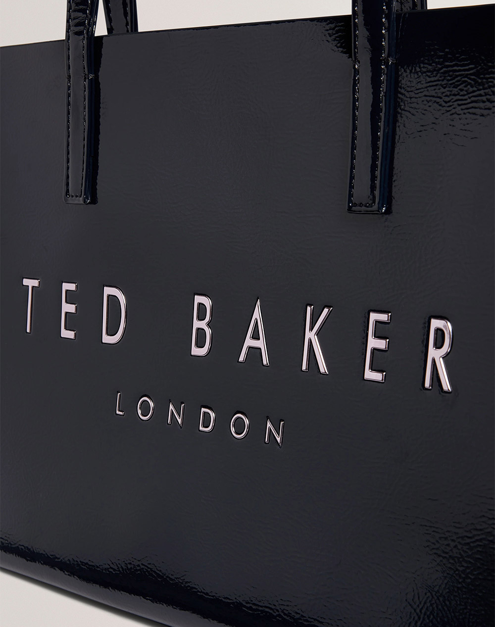 TED BAKER CAMIYLA Elongated Printed Crinkle Icon Bag