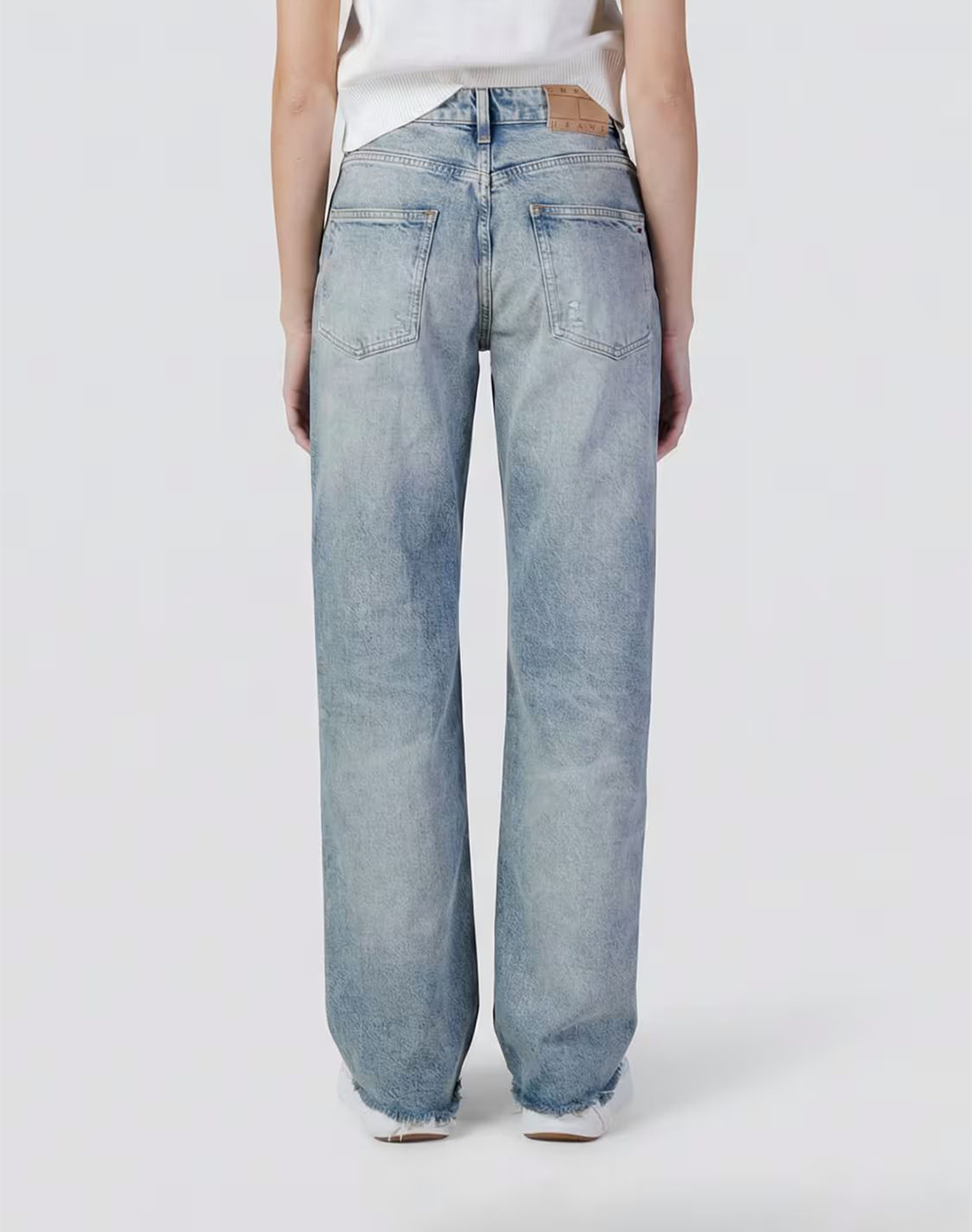 TOMMY JEANS MIA MR RLXD STR CBF EI2119