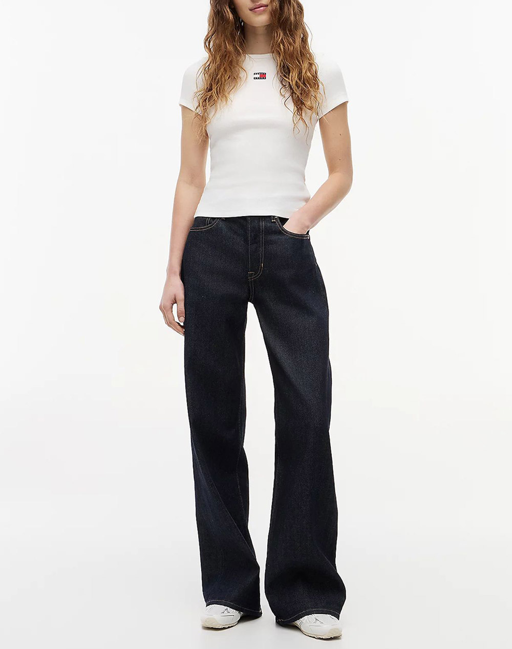 TOMMY JEANS TJW SLIM BADGE RIB TEE