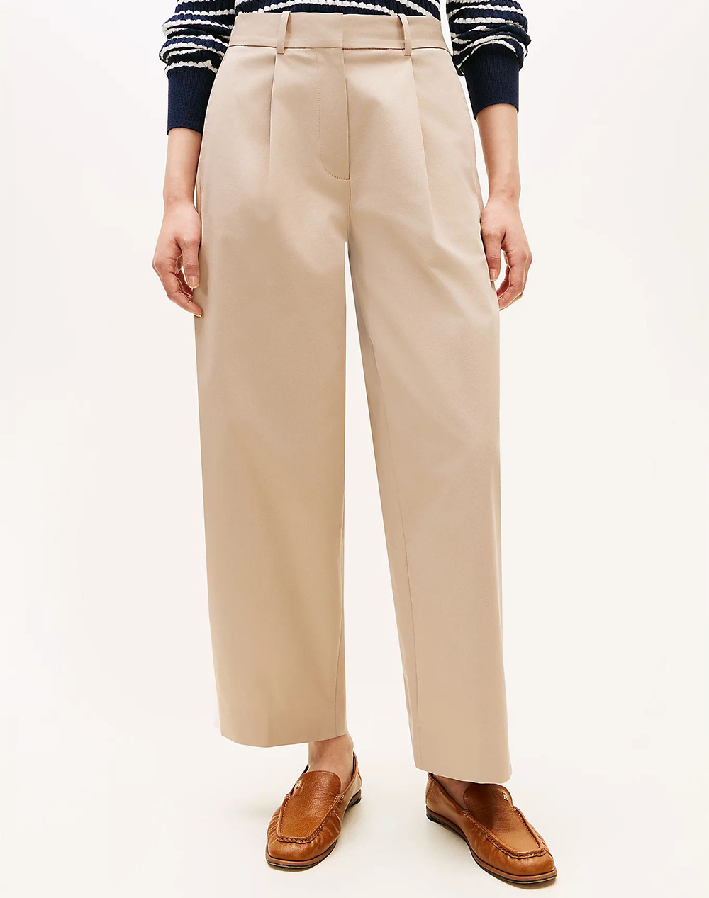 TOMMY HILFIGER COTTON BARREL PLEATED CHINO