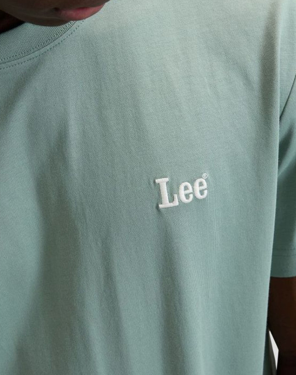 LEE SS SMALL LOGO TEE