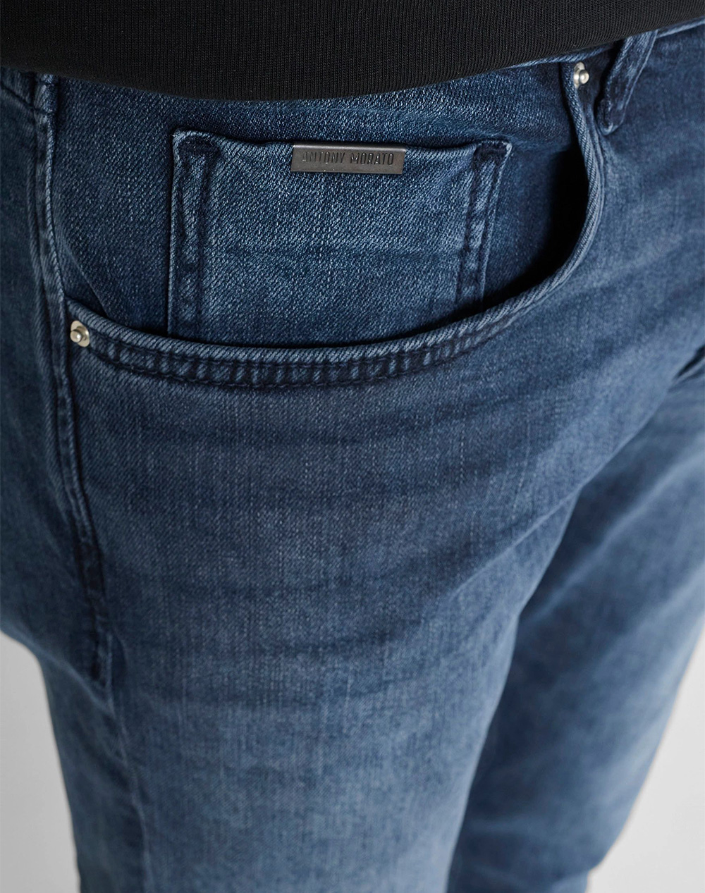 ANTONY MORATO MMDT00282FA750637 MIN OF 8 JEANS KURT COMFORT TAPERED FIT IN ICONIC BLUE BLACK DENIM МЪЖКИ ПАНТАЛОНИ
