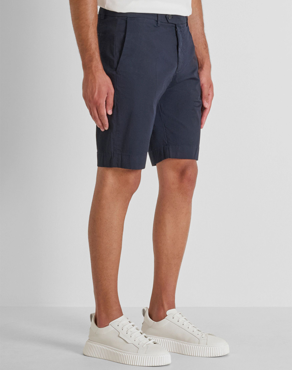 ANTONY MORATO MMSH00225FA800197 MIN OF 6 SHORTS MARK SLIM FIT IN STRETCH TWILL COTTON BLEND FABRIC WITH LOGOED RUBBER FLAG MENS SHORTS