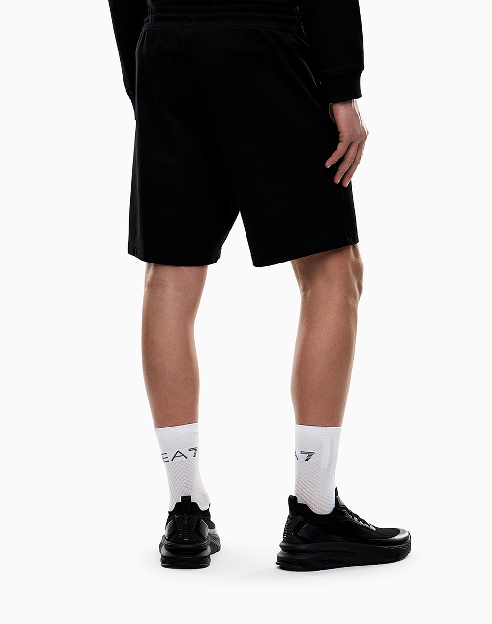 EA7 SHORTS