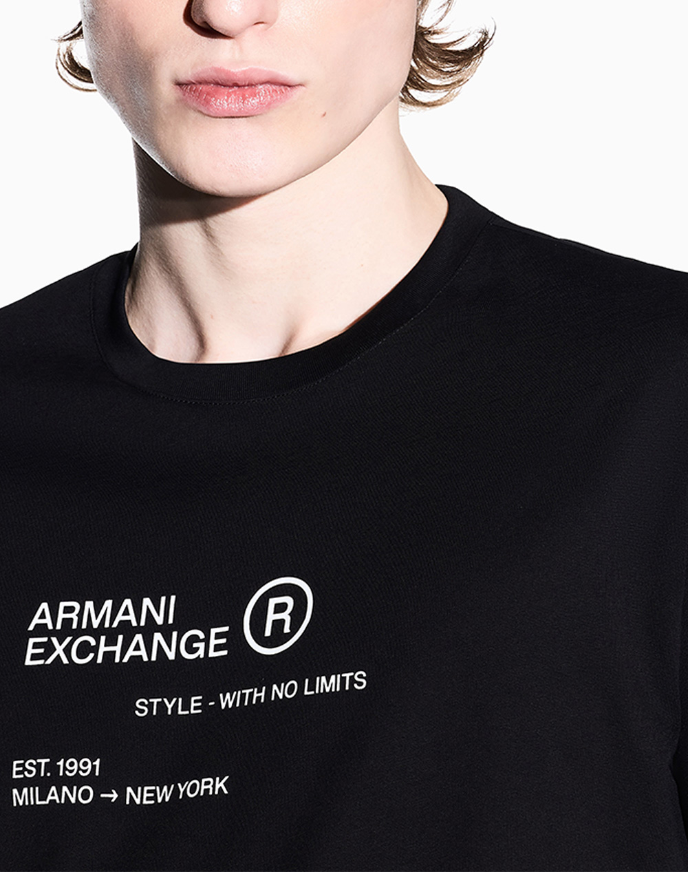 ARMANI EXCHANGE T-SHIRT