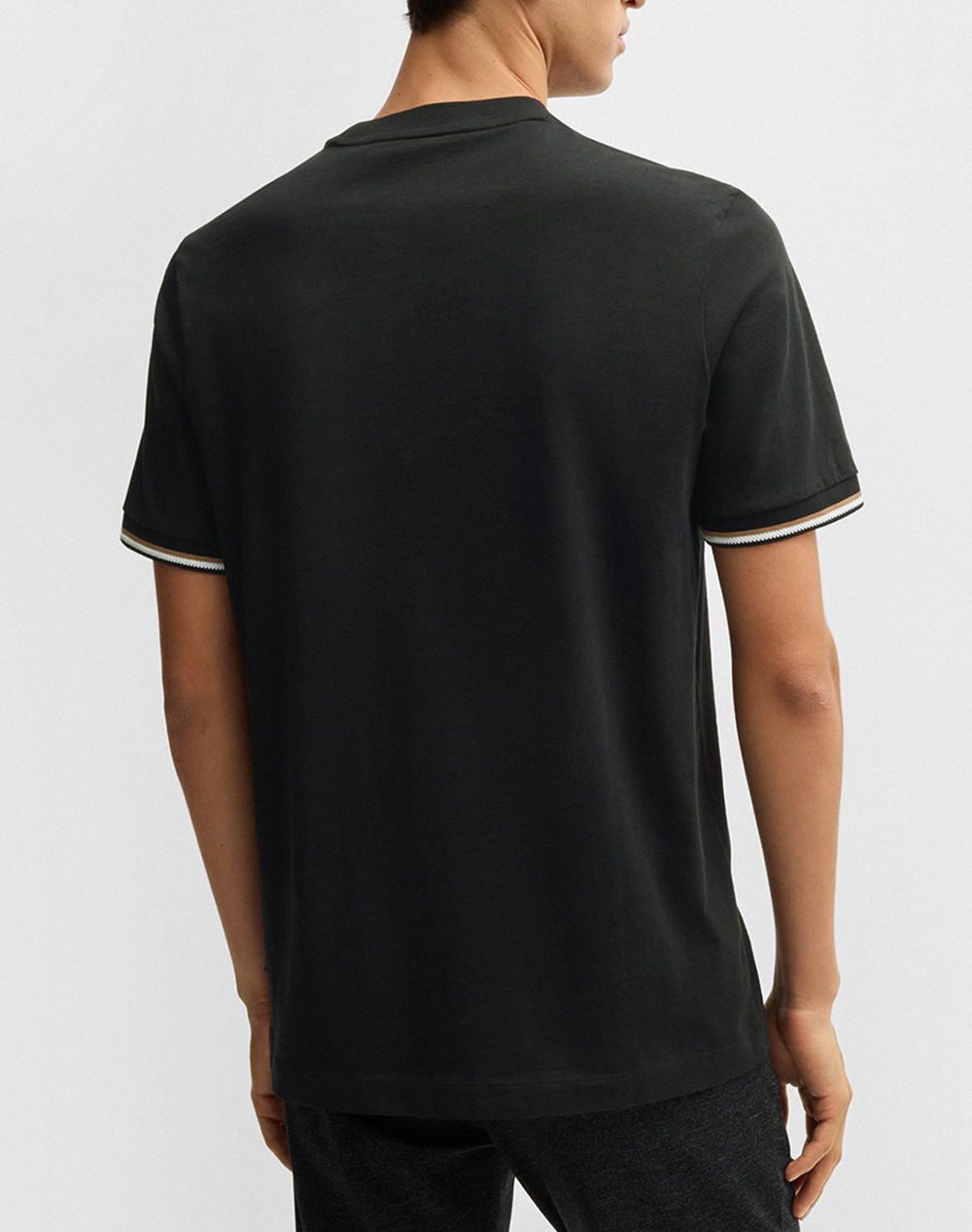 BOSS Thompson 04 10236129 01