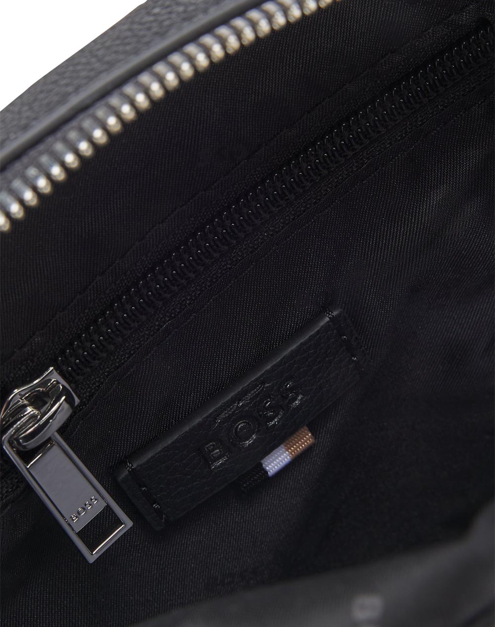 BOSS Ray_NS zip N. 10263216 01