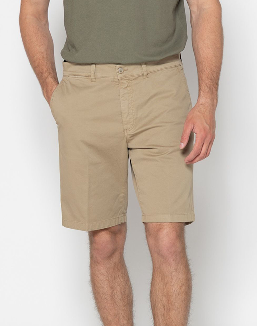 THE BOSTONIANS  BERMUDA CHINOS