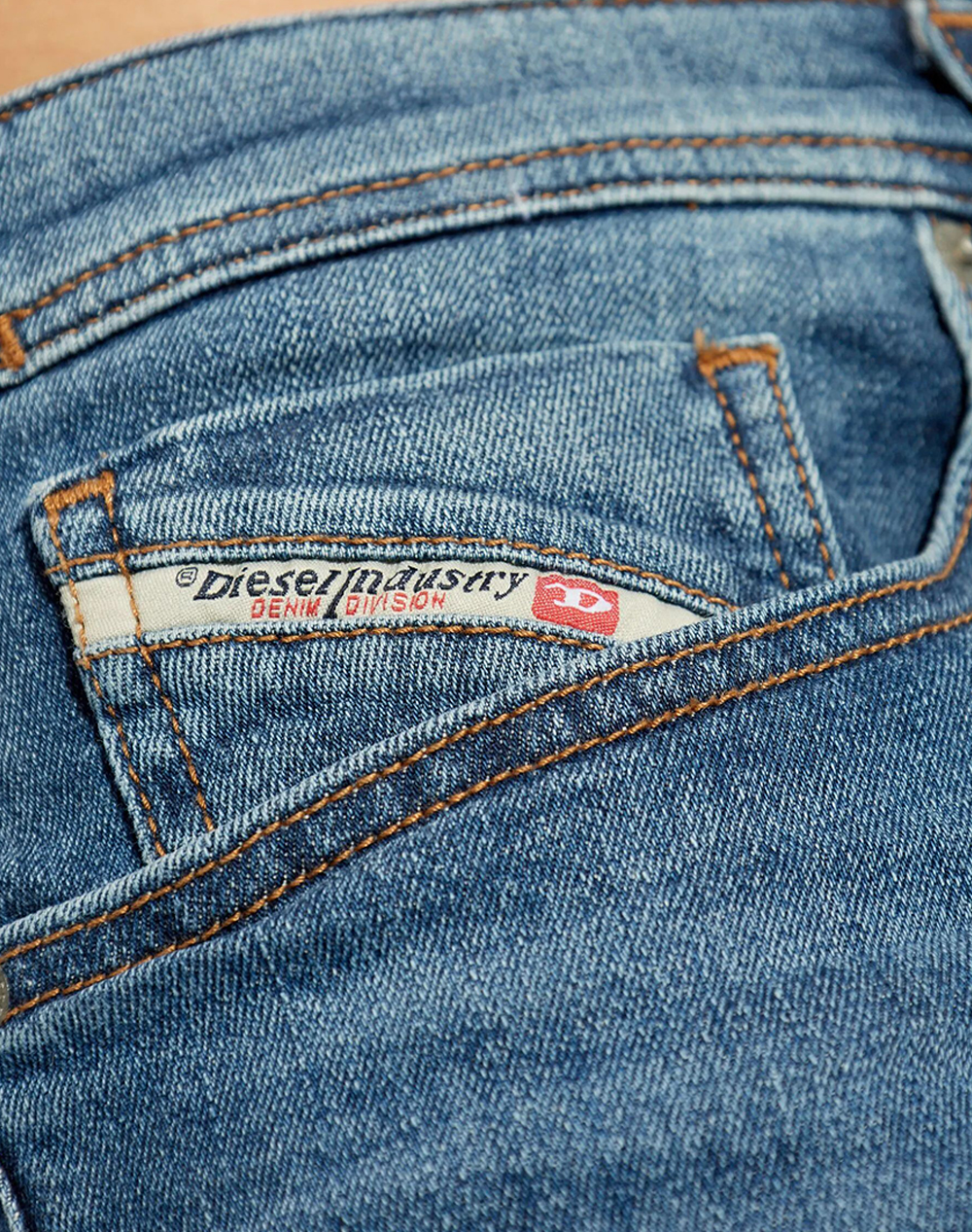 DIESEL 2023 D-FINITIVE L.34 TROUSERS