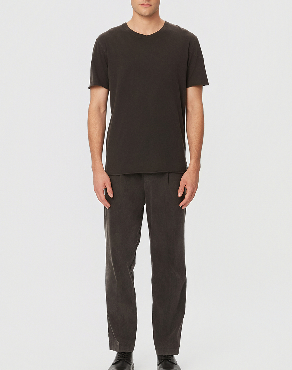 DIRTY LAUNDRY OPEN STITCHES T-SHIRT