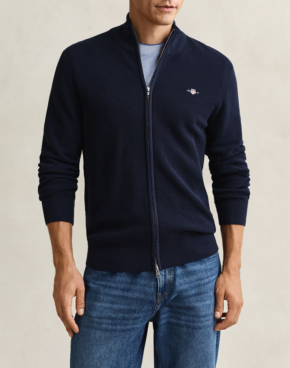 GANT ЖИЛЕТКА MICRO TEXTURED COTTON ZIP CARDIGAN