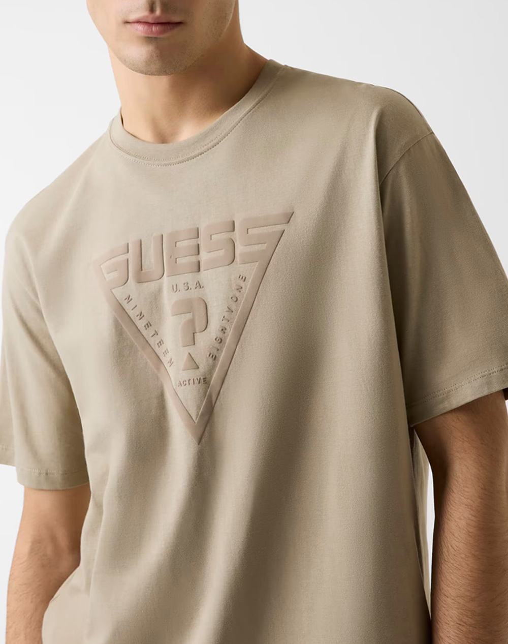GUESS AZHA CN OVER T-SHIRT МЪЖКА ТЕНИСКА