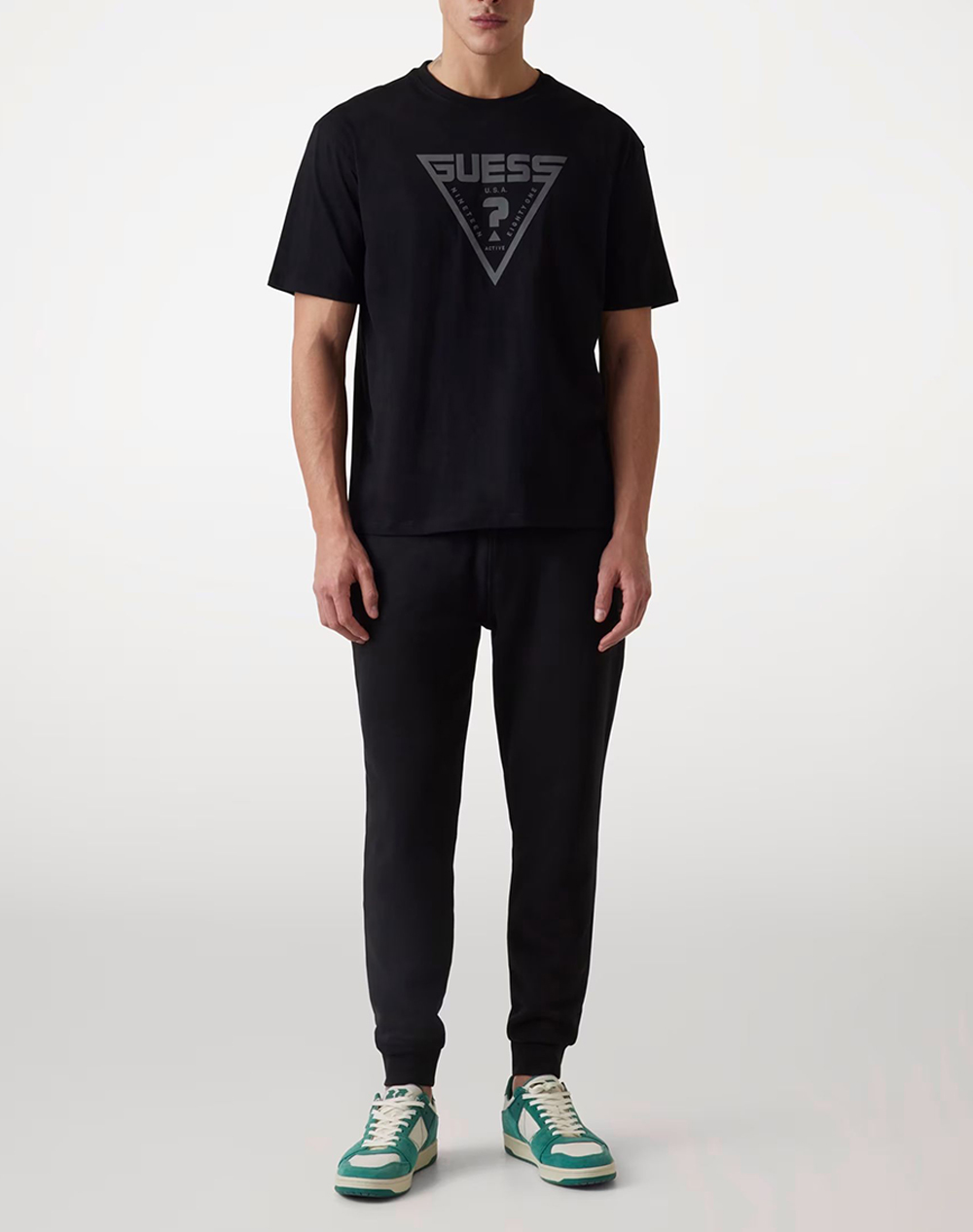 GUESS AZHA CN OVER T-SHIRT МЪЖКА ТЕНИСКА